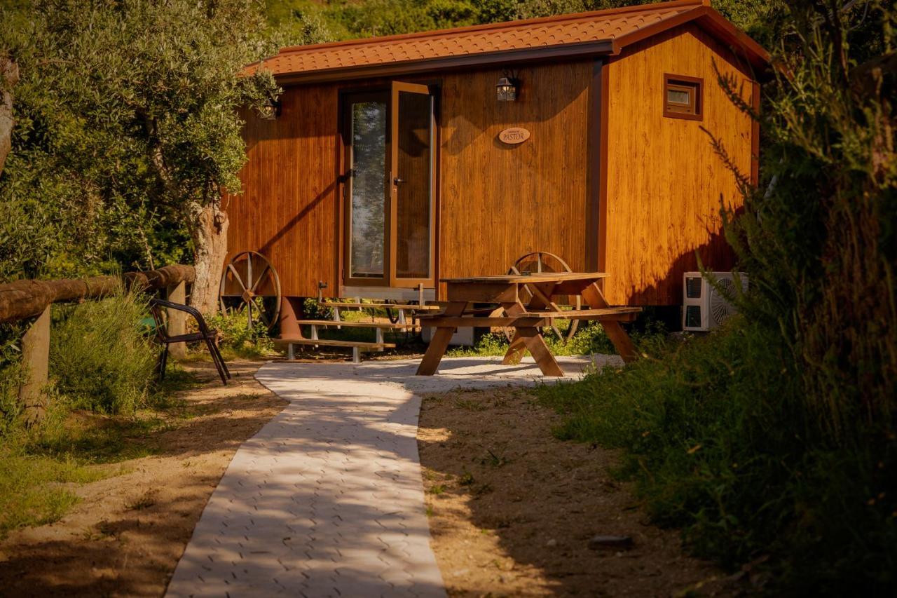 Arrabia Guest Houses Glamping Raiva Bagian luar foto